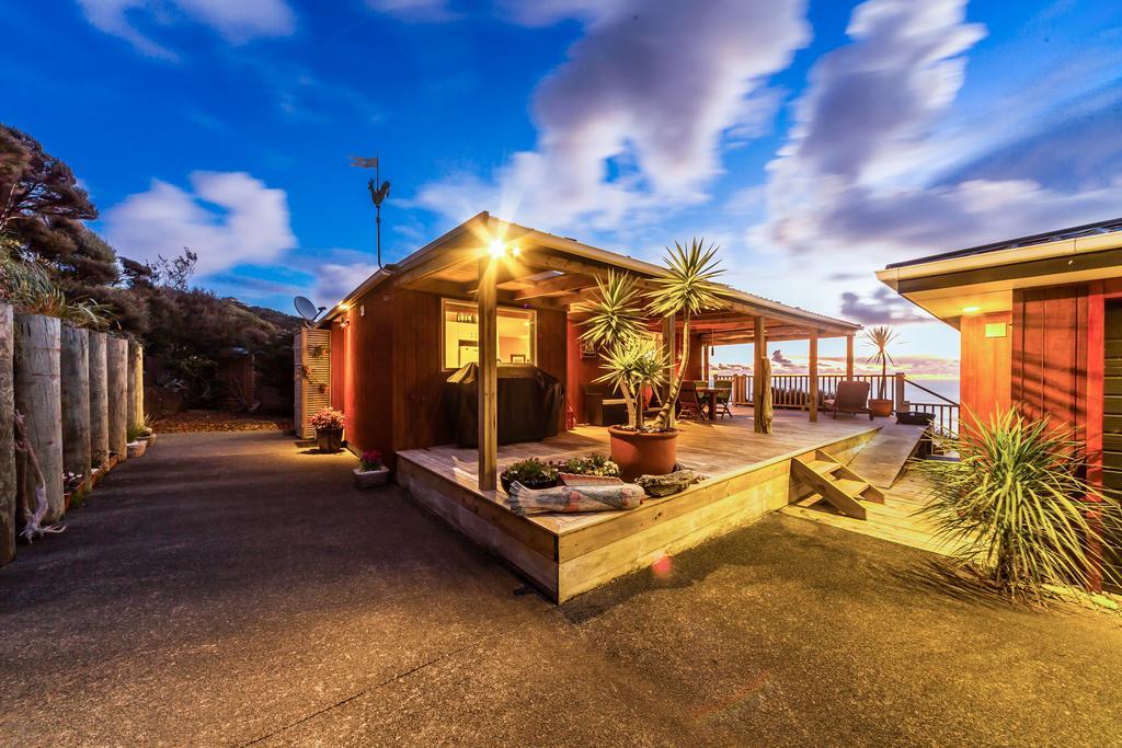 Romantic Piha Exterior photo