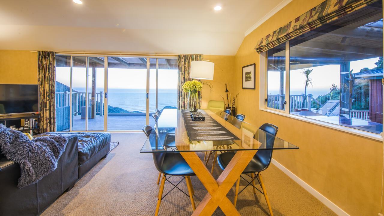 Romantic Piha Exterior photo